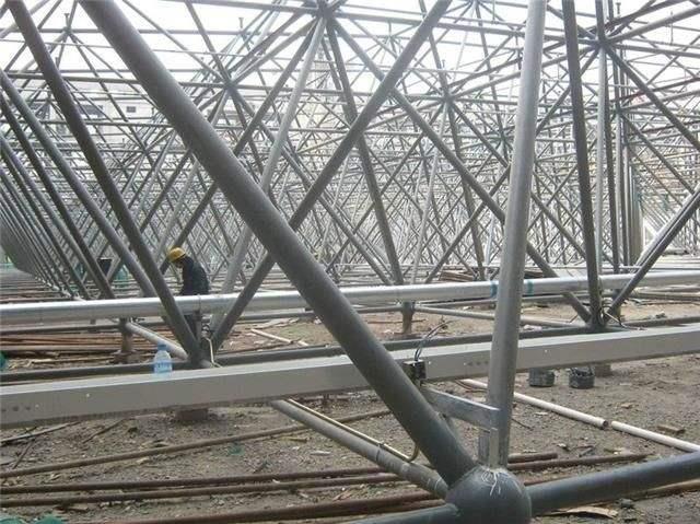 峨眉山盘点螺栓球网架对选材方面的4点要求